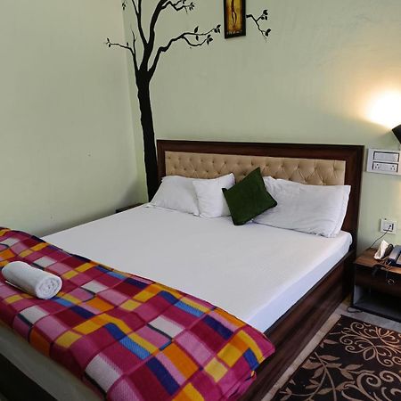 Joshi Holiday Home Stay Lansdowne Esterno foto