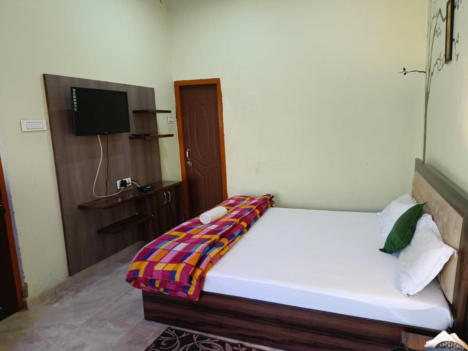 Joshi Holiday Home Stay Lansdowne Esterno foto