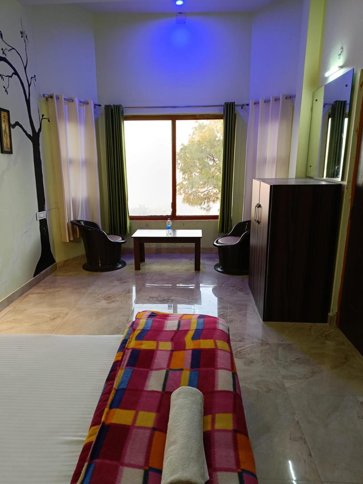 Joshi Holiday Home Stay Lansdowne Esterno foto