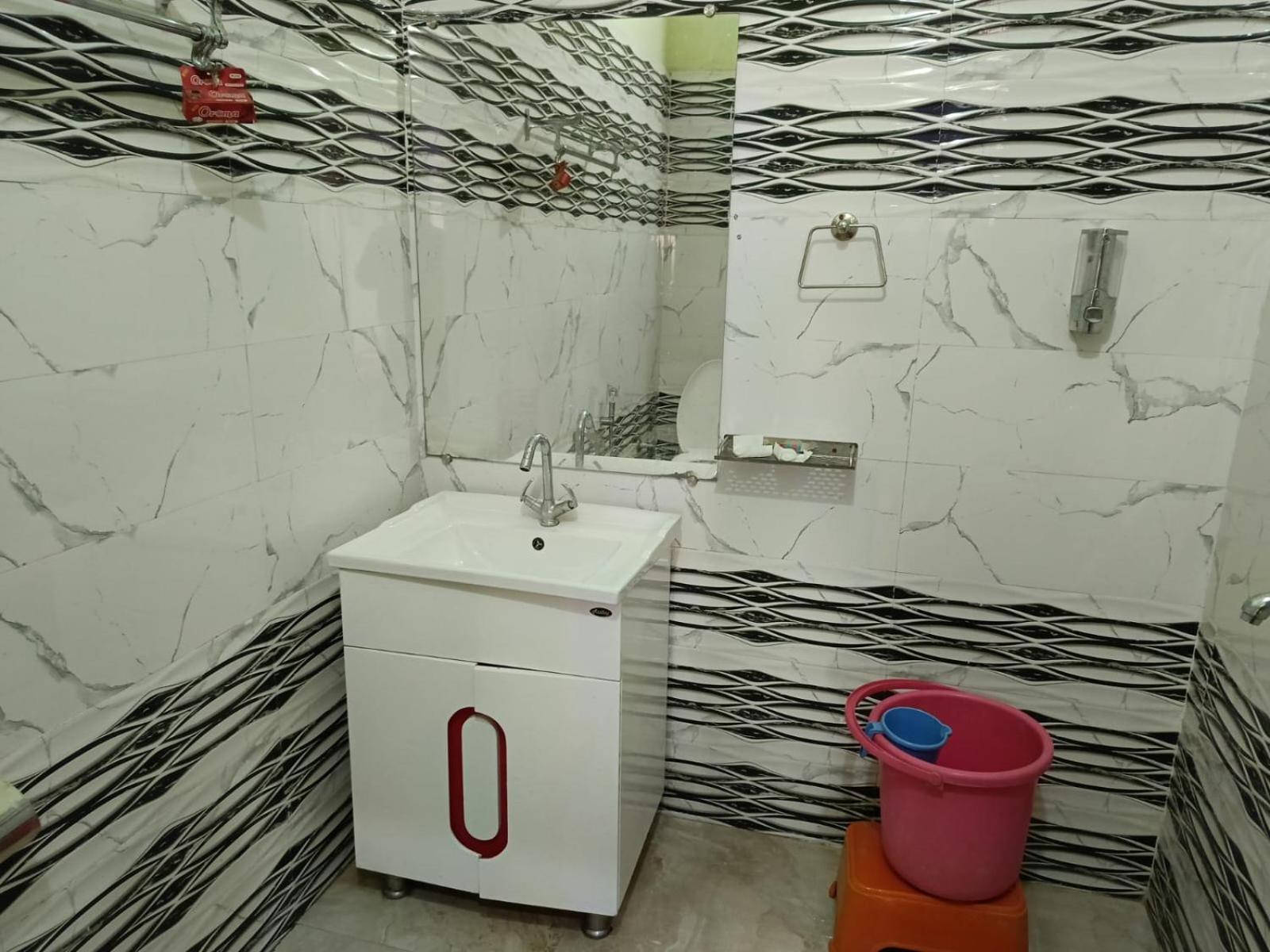 Joshi Holiday Home Stay Lansdowne Esterno foto