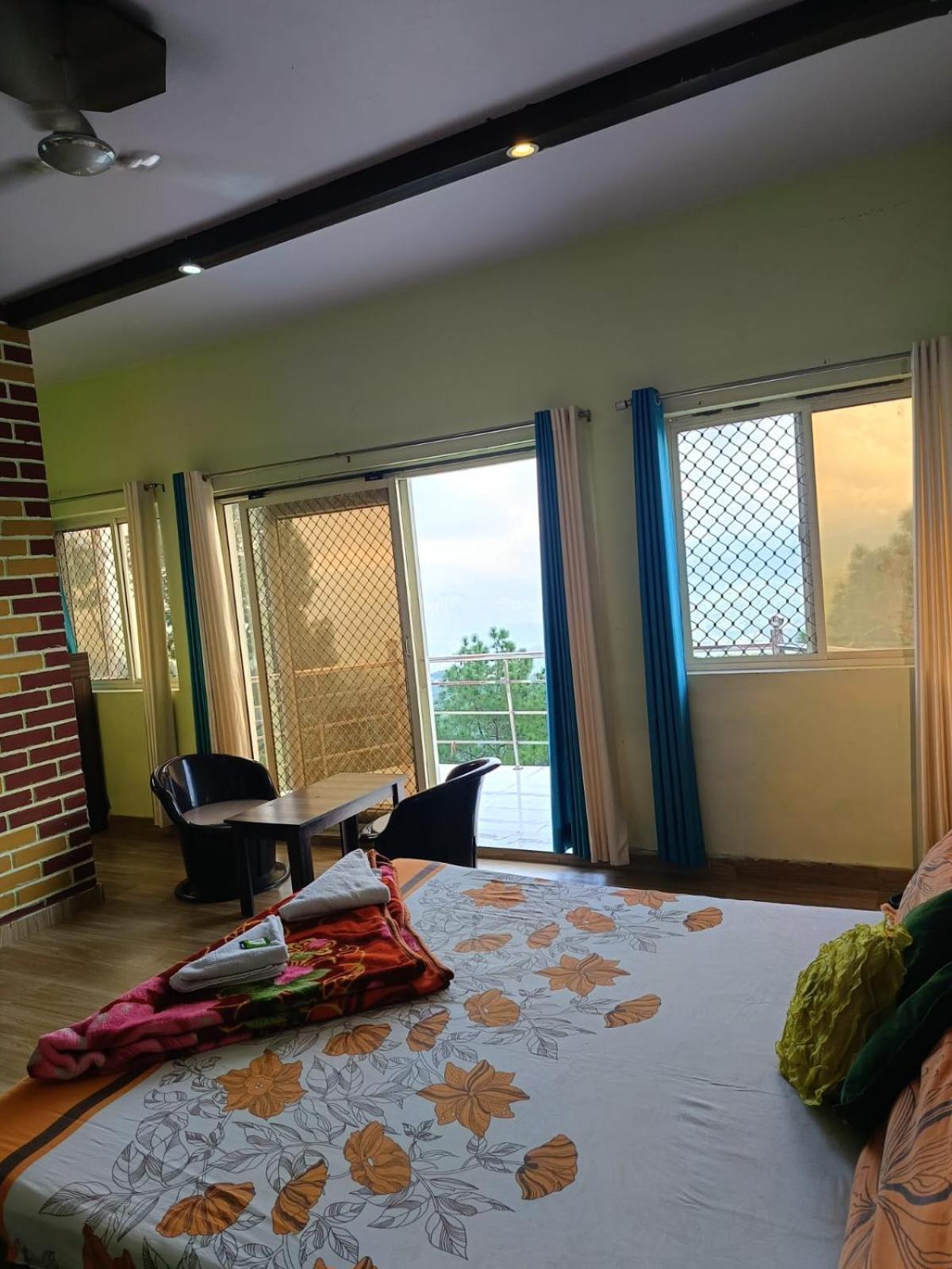 Joshi Holiday Home Stay Lansdowne Esterno foto