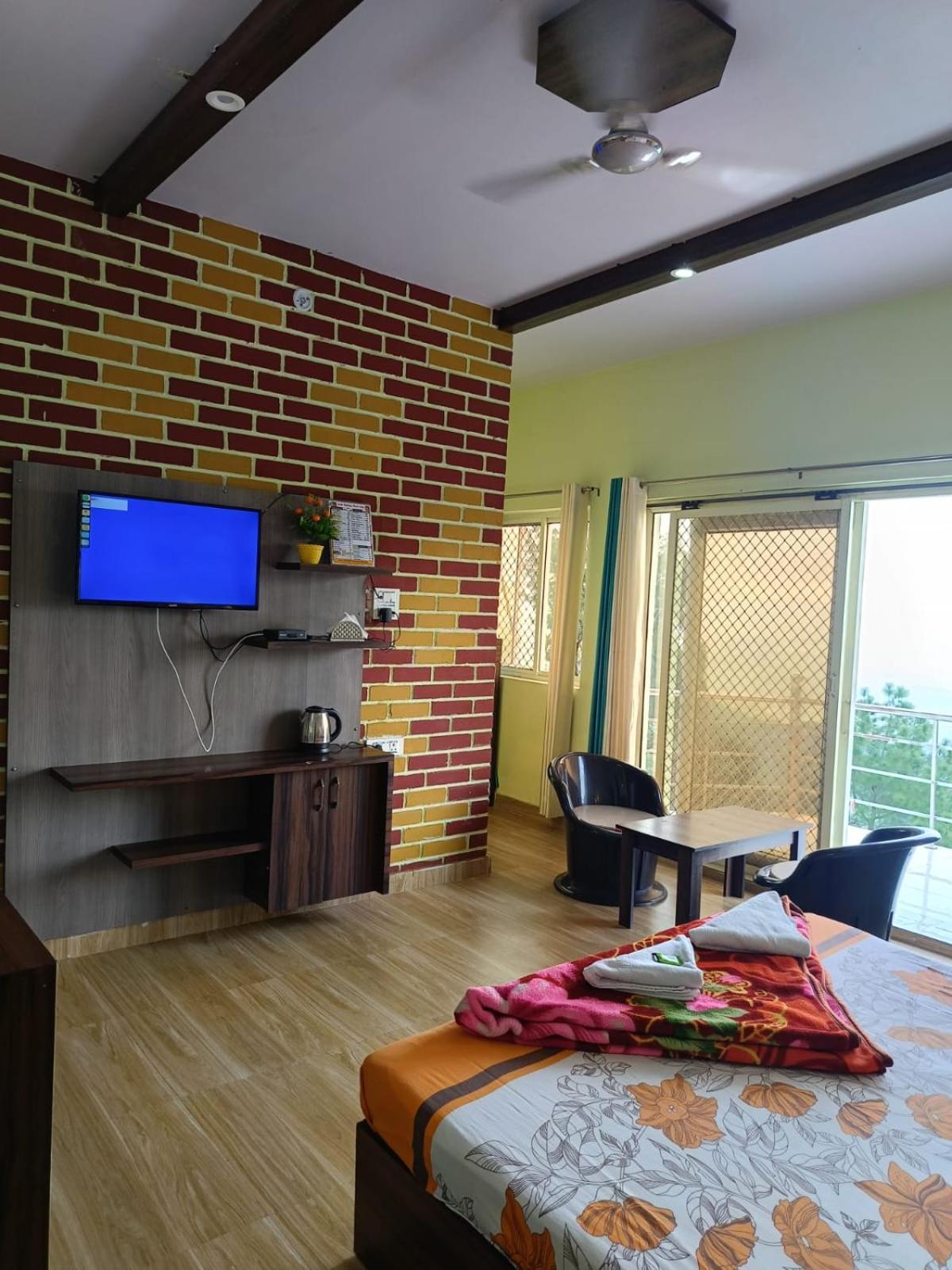 Joshi Holiday Home Stay Lansdowne Esterno foto